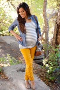 модные джинсы для беременных